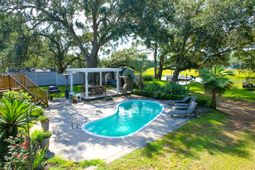 1616 Relyea Avenue photo 4