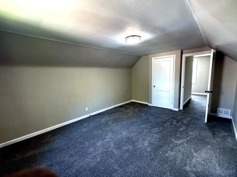 1612 Hunt Rd, Reading, OH 45215 Photo 20