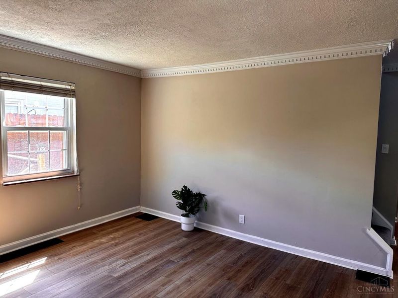 1612 Hunt Rd, Reading, OH 45215 Photo 4