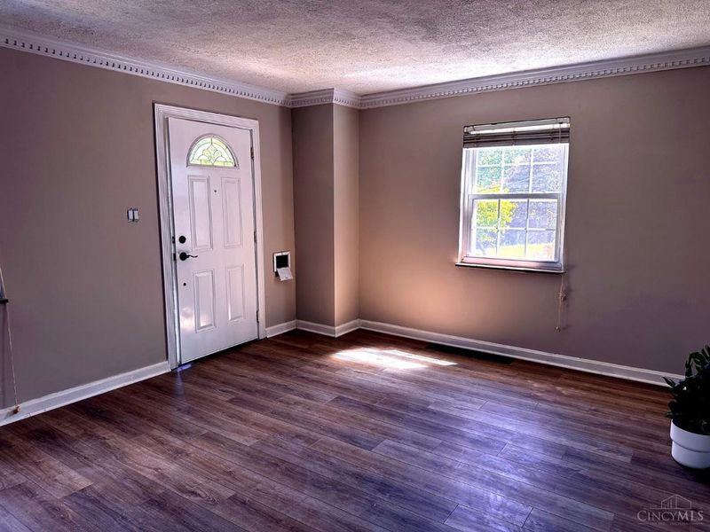 1612 Hunt Rd, Reading, OH 45215 Photo 7