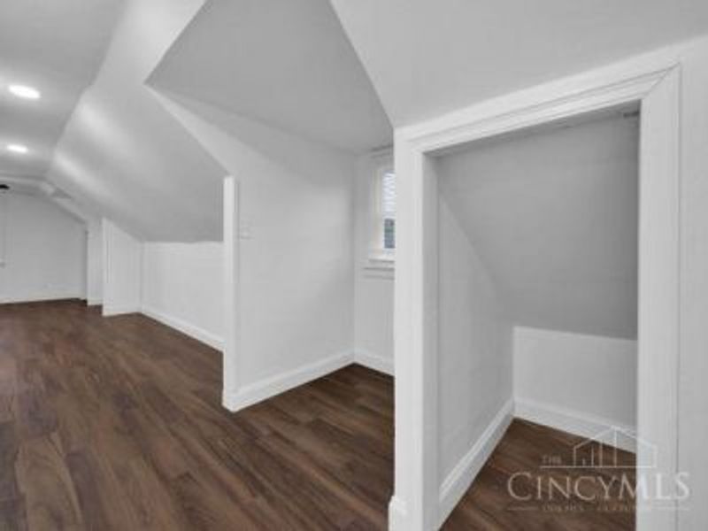 3942 Standish Avenue, Cincinnati, OH 45213 Photo 21