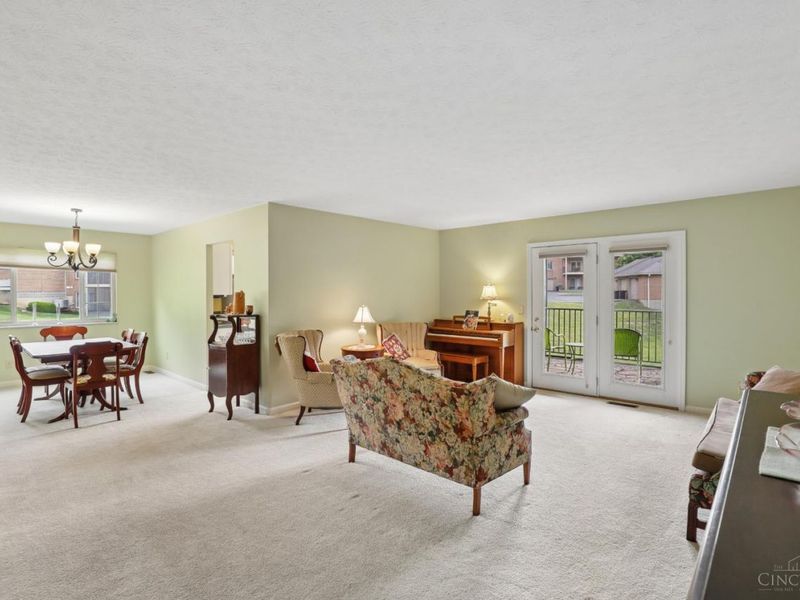 3371 Diehl Road, Unit 41, Cincinnati, OH 45211 Photo 6