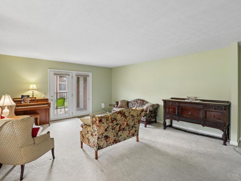 3371 Diehl Road, Unit 41, Cincinnati, OH 45211 Photo 8