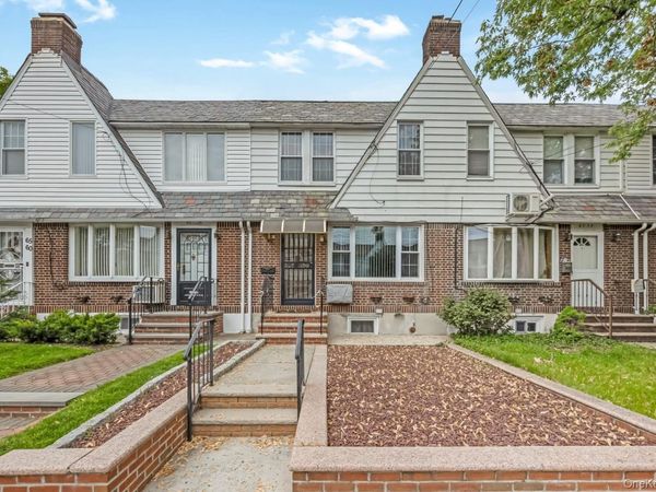 65-56 77th Place, Middle Village, NY 11379