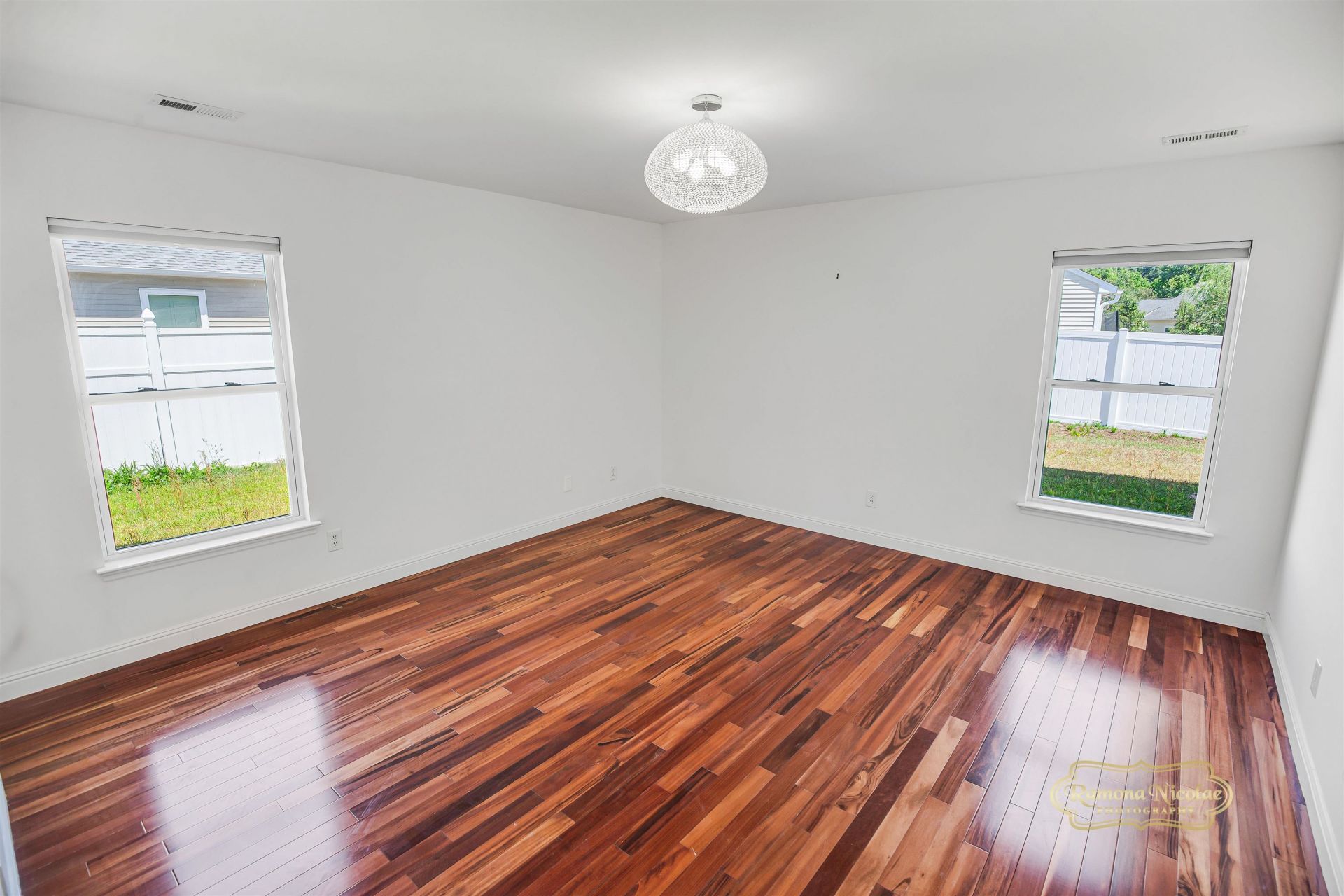 425 Bellegrove Dr. Photo 11