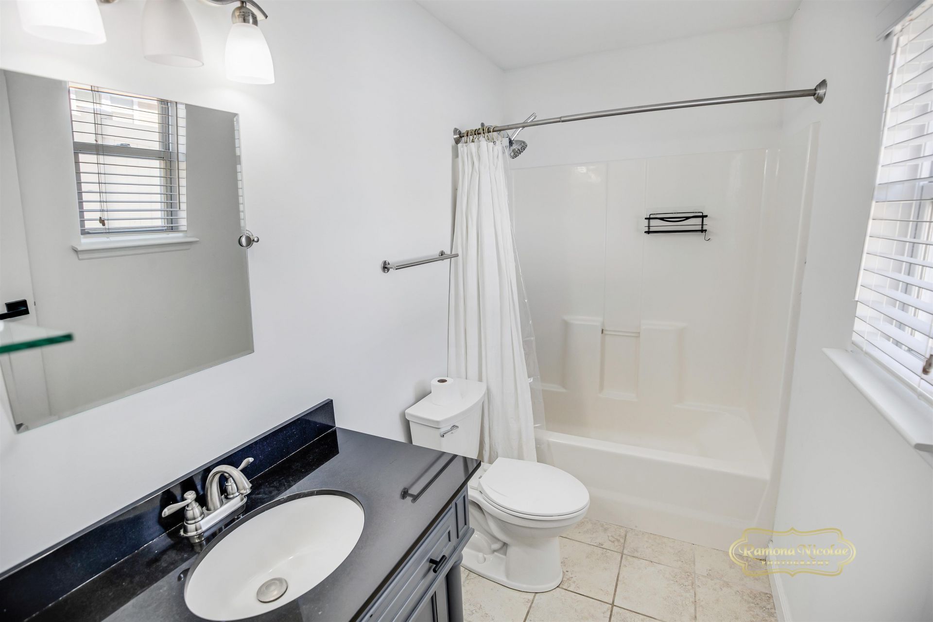 425 Bellegrove Dr. Photo 14