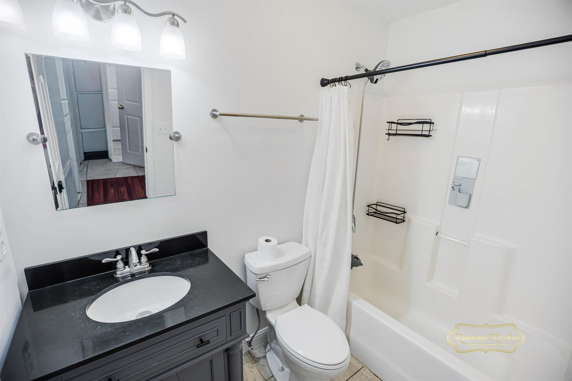 425 Bellegrove Dr. Photo 16