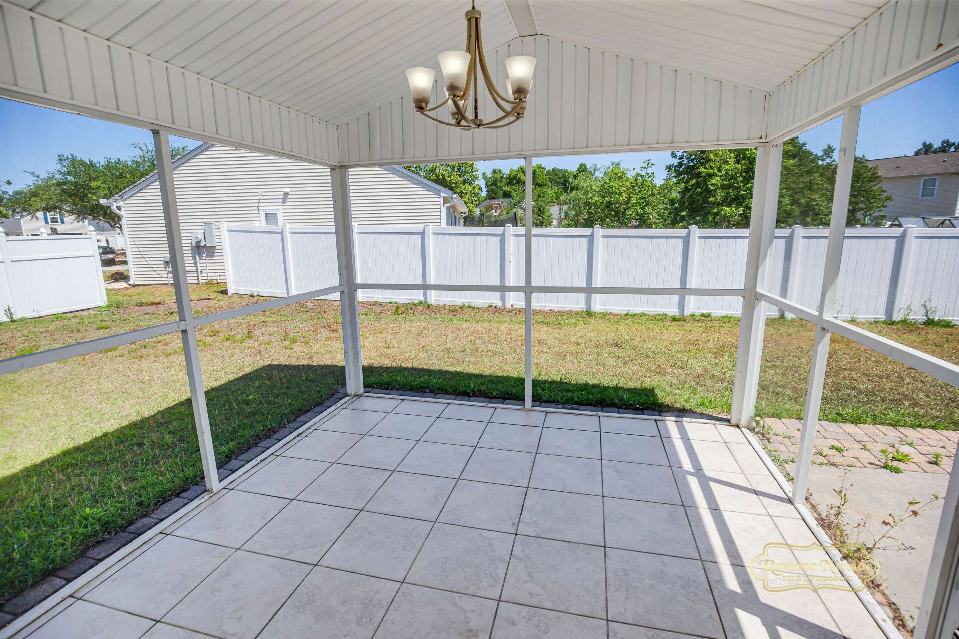 425 Bellegrove Dr. Photo 21