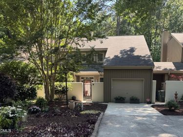 9 Tottenham Lane, Chapel Hill, NC 27517