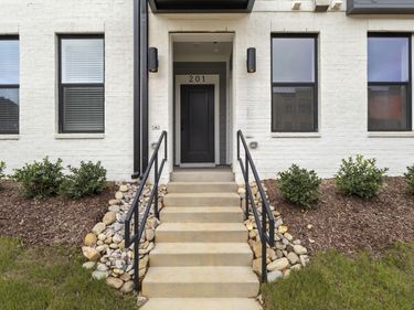 10528 Pleasant Branch Drive, Unit 101, Raleigh, NC 27614