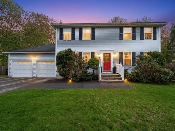 3 Lady Slipper Ln, Methuen, MA 01844
