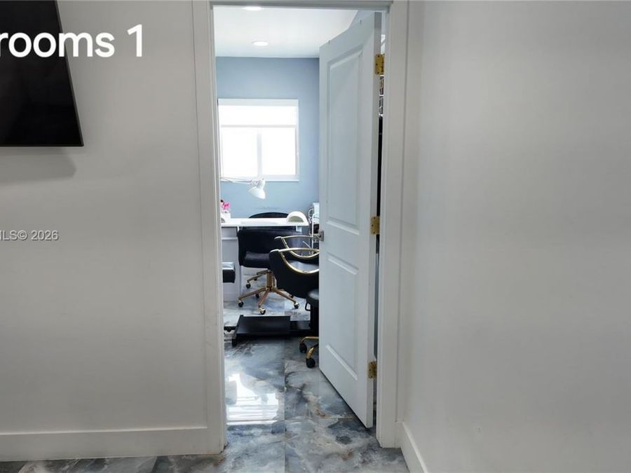 Property Image 40