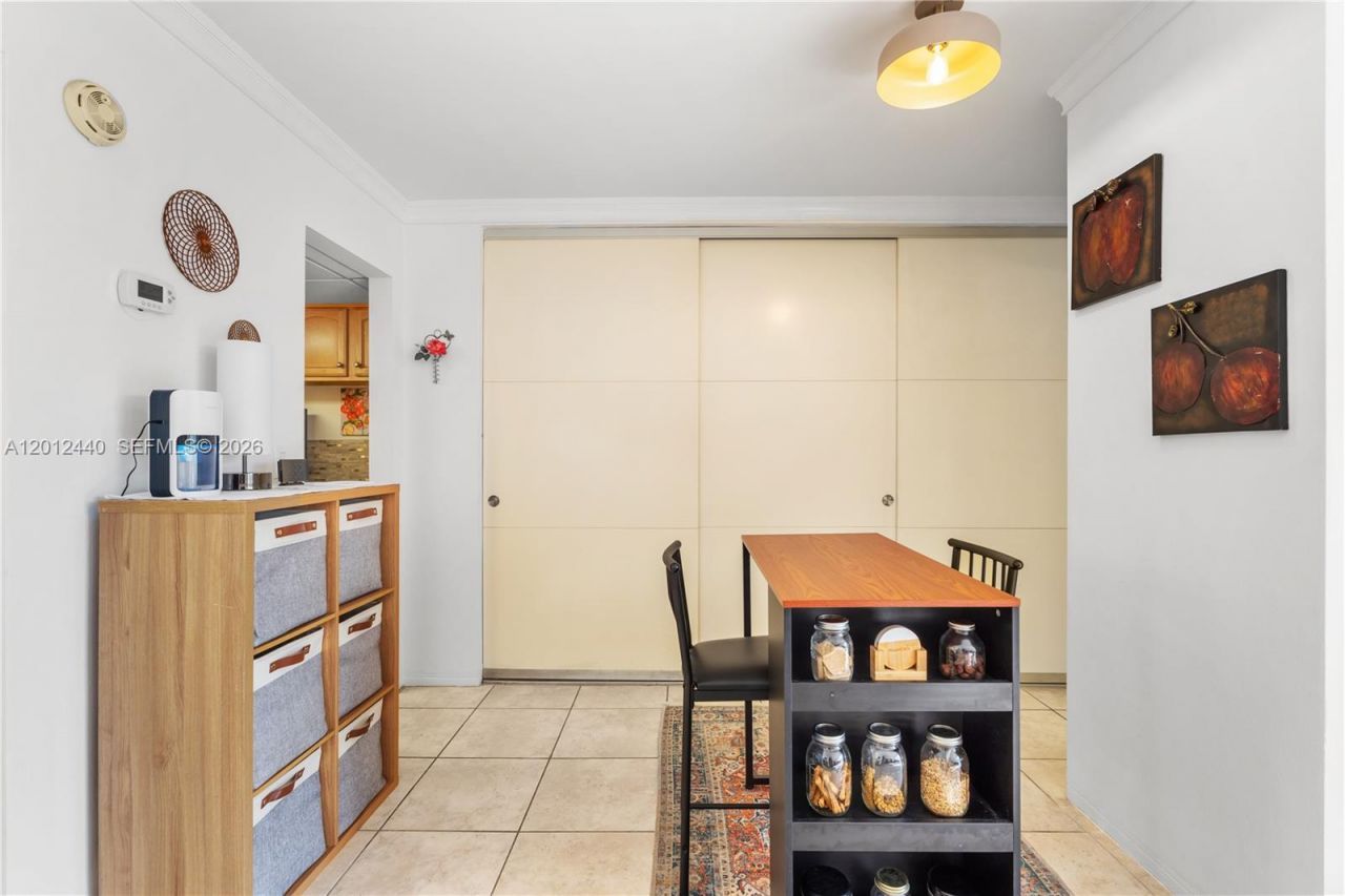 800 West Ave , Unit 532, Miami Beach, FL 33139 Photo