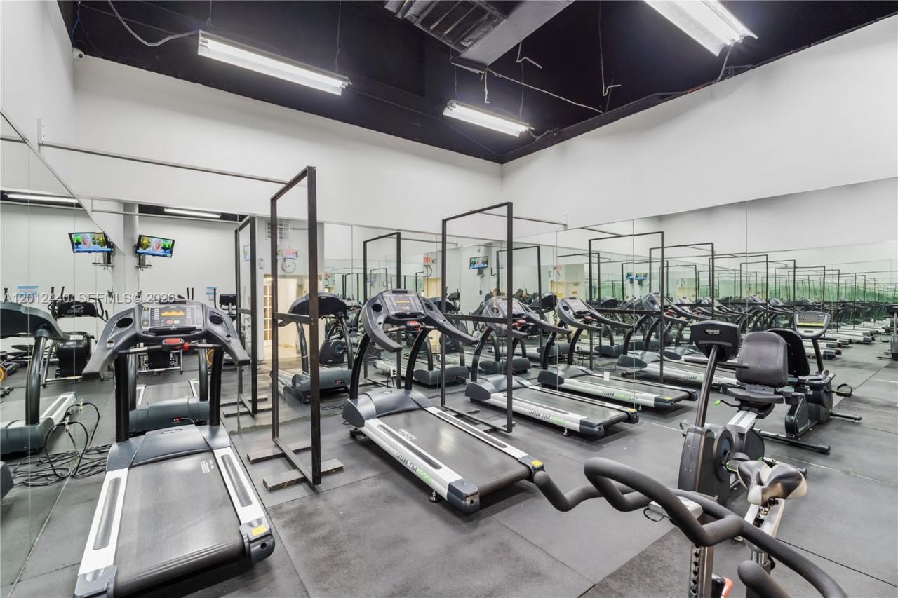 800 West Ave , Unit 532, Miami Beach, FL 33139 Photo