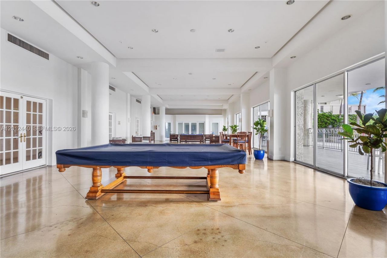 800 West Ave , Unit 532, Miami Beach, FL 33139 Photo