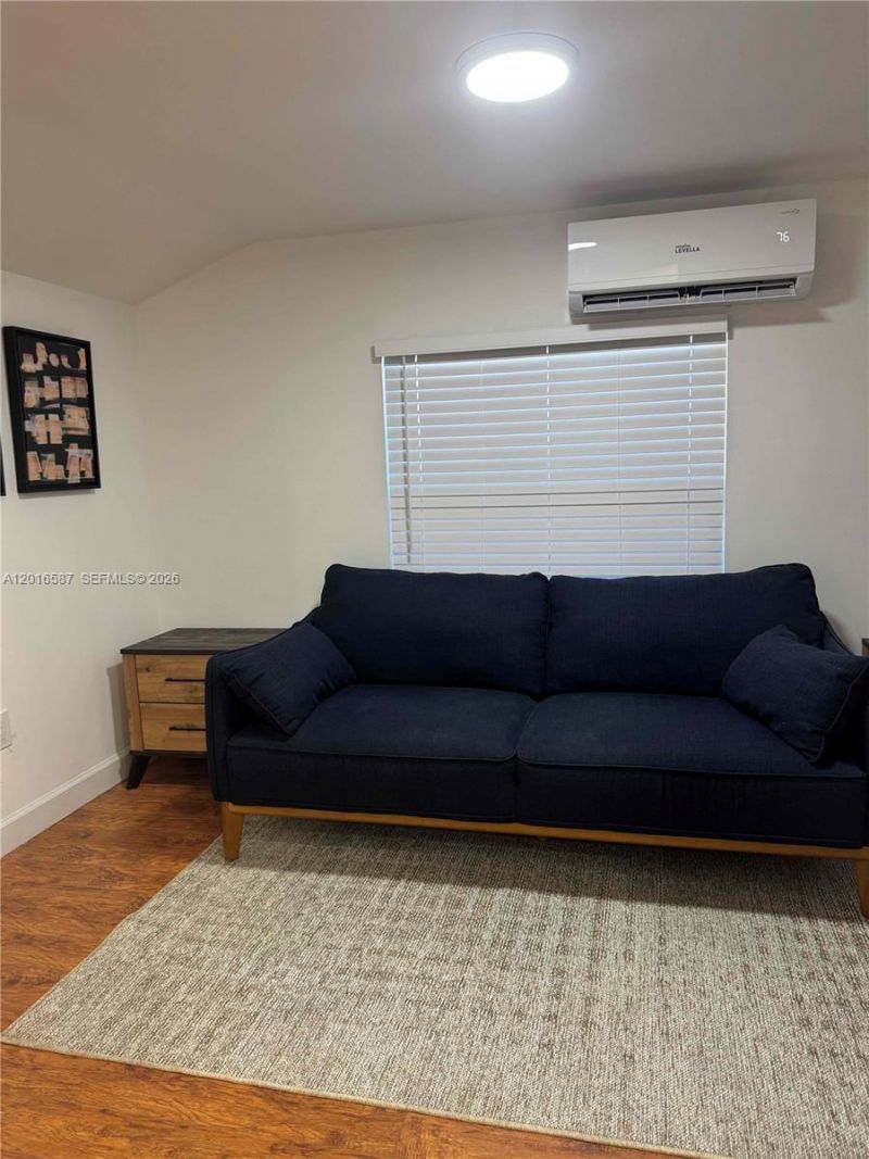 10805 NW 10th Ave, Unit Rear Unit, Miami, FL 33168 Photo