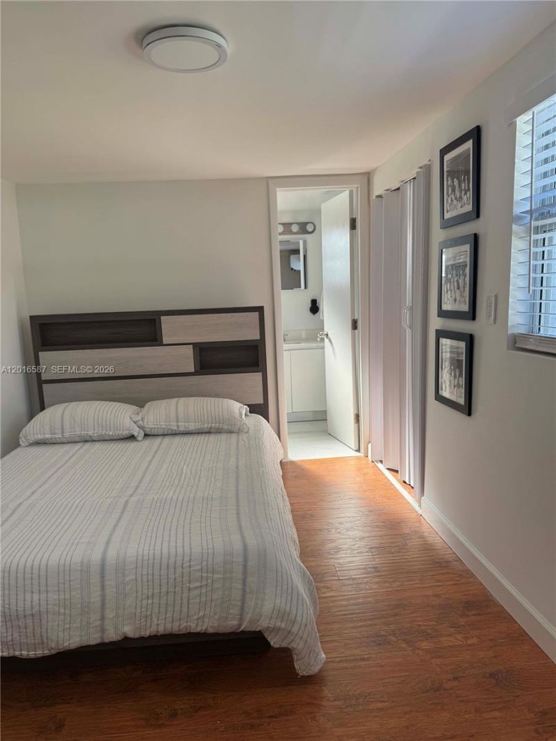 10805 NW 10th Ave, Unit Rear Unit, Miami, FL 33168 Photo
