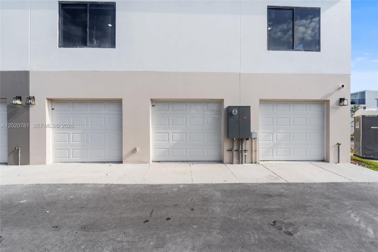14530 SW 261st Ter , Unit 2, Homestead, FL 33032 Photo