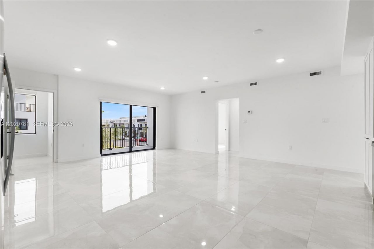 14530 SW 261st Ter , Unit 2, Homestead, FL 33032 Photo