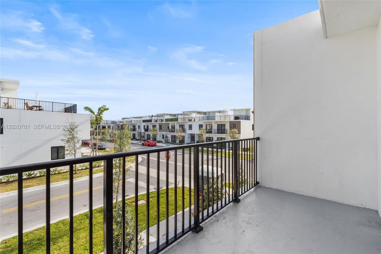 14530 SW 261st Ter , Unit 2, Homestead, FL 33032 Photo