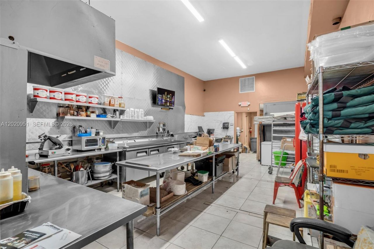 2389 SW 22nd St , Miami, FL 33145 Photo