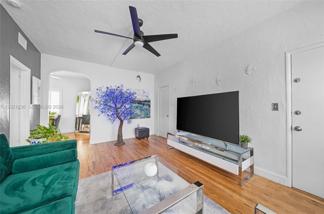 408 W 25th St , Unit 8, Miami Beach, FL 33140 Photo