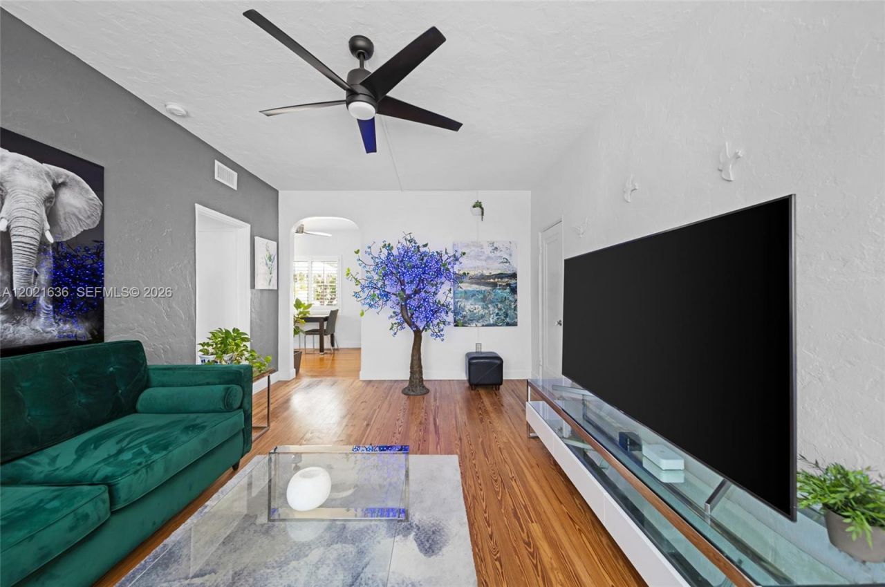 408 W 25th St , Unit 8, Miami Beach, FL 33140 Photo