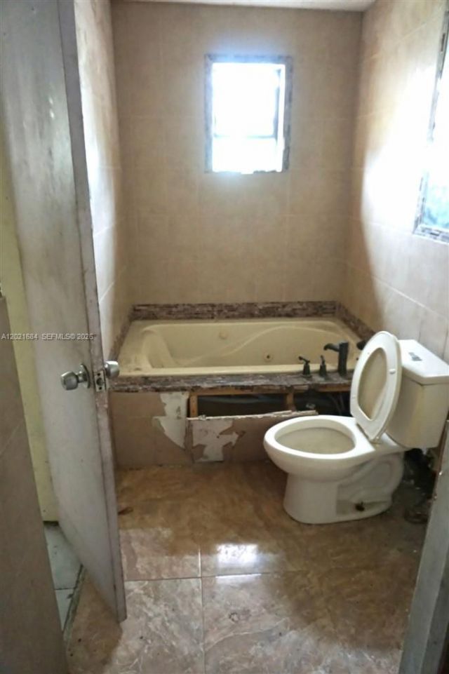 1667 NW 67th St , Miami, FL 33147 Photo