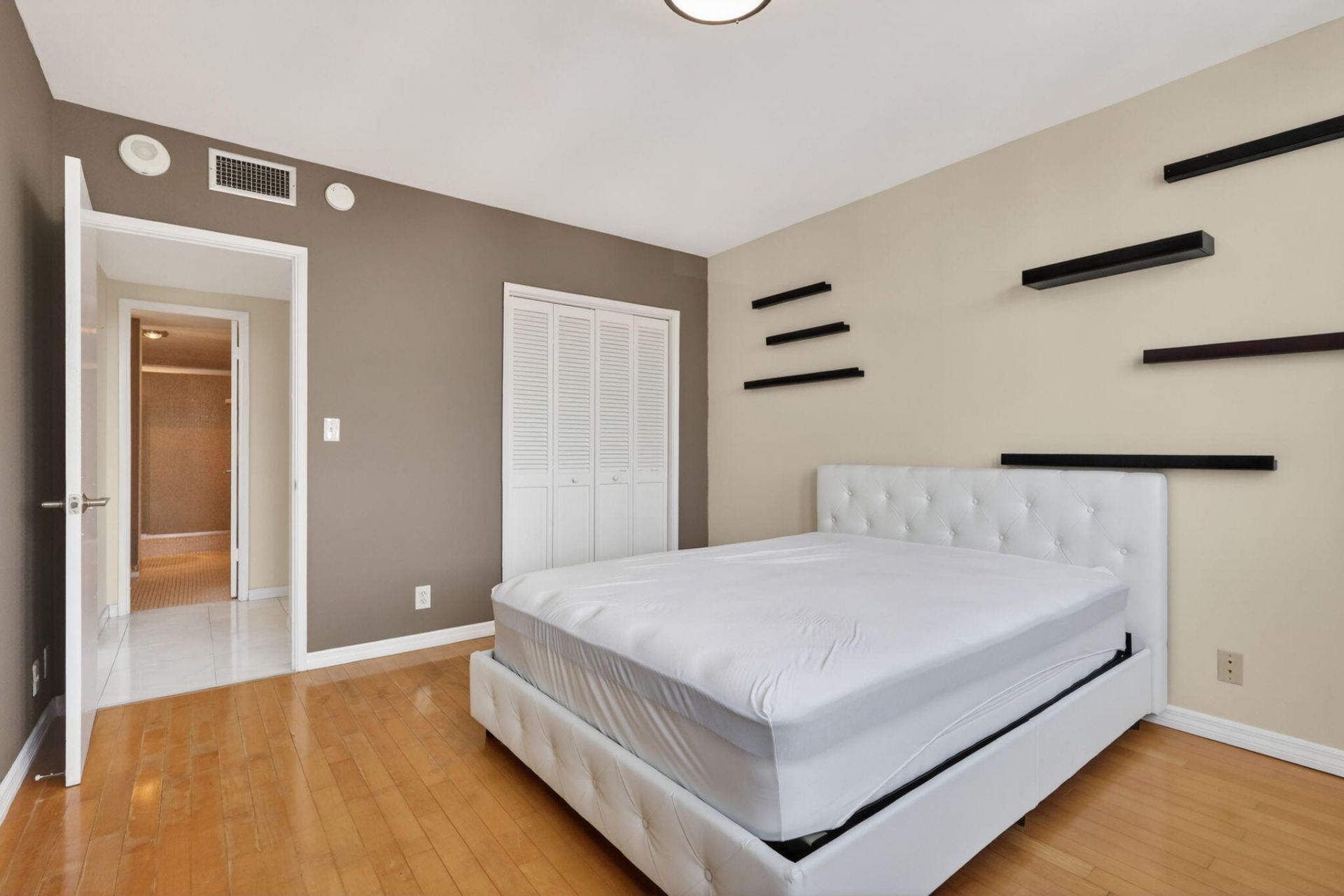 4330 Hillcrest Drive, Unit 302, Hollywood, FL 33021 Photo