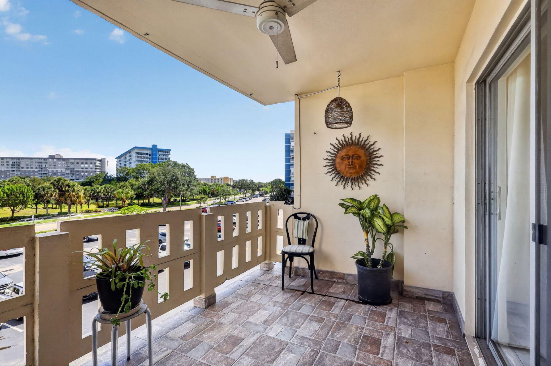 4330 Hillcrest Drive, Unit 302, Hollywood, FL 33021 Photo