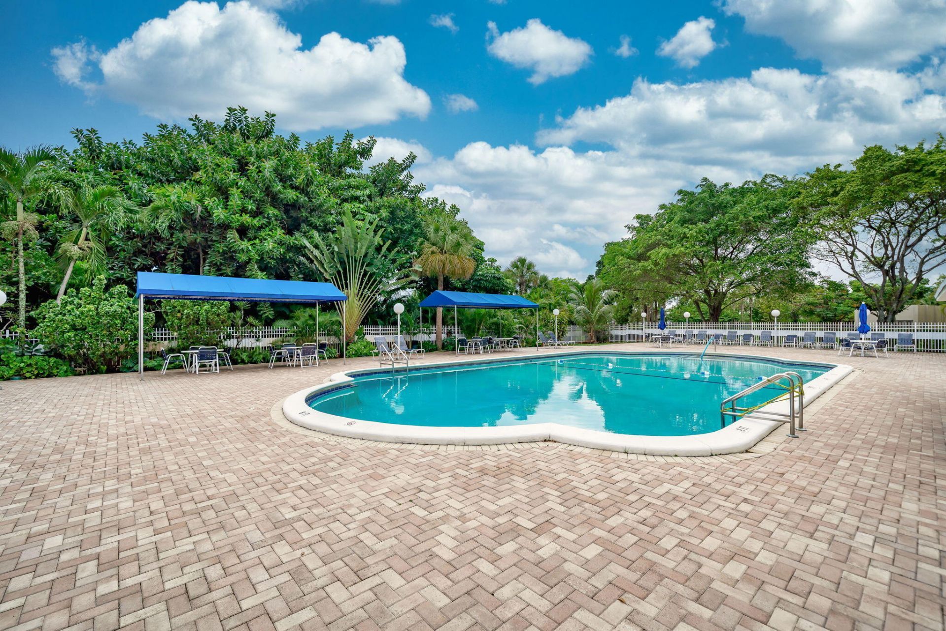 4330 Hillcrest Drive, Unit 302, Hollywood, FL 33021 Photo