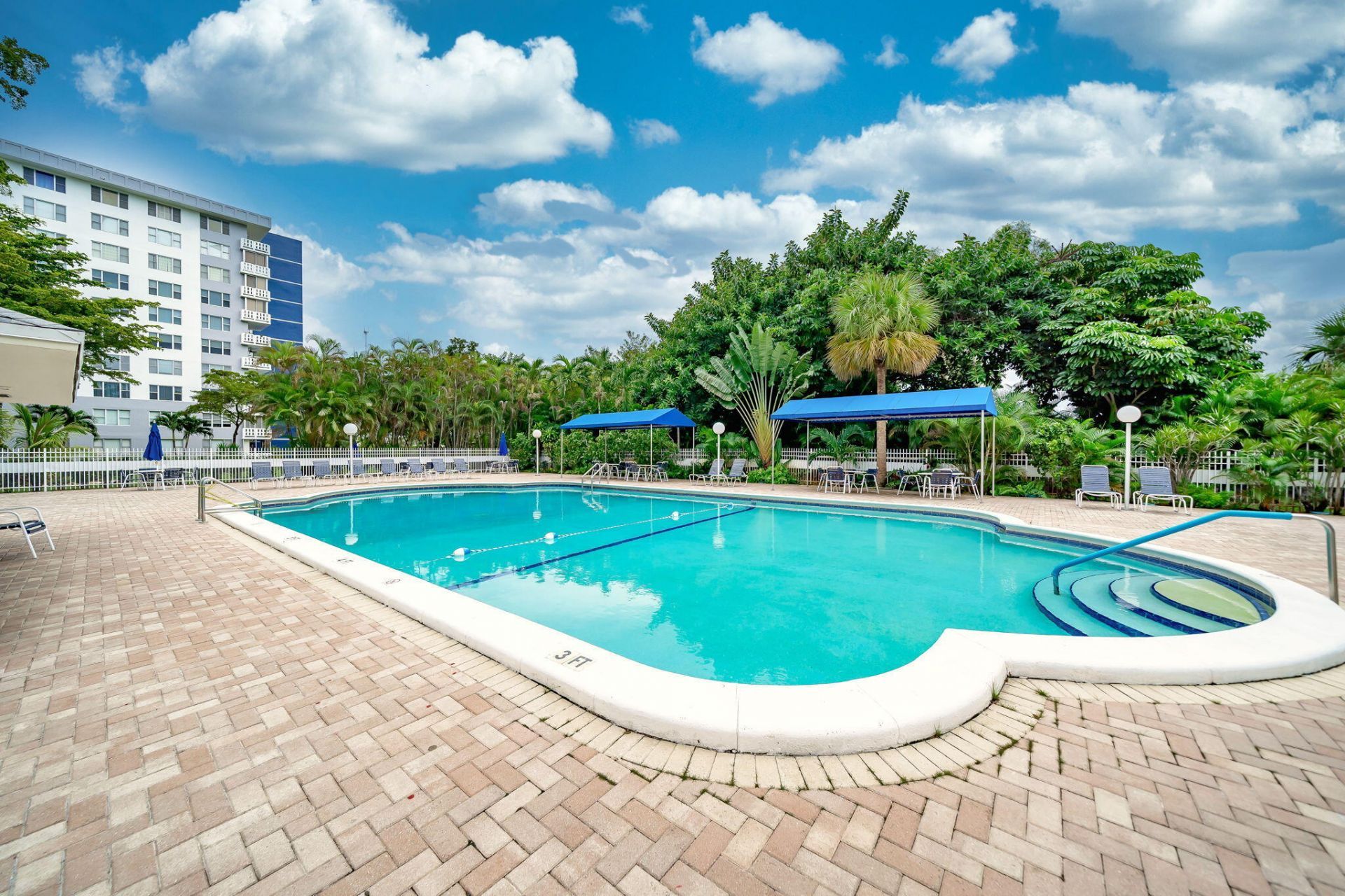 4330 Hillcrest Drive, Unit 302, Hollywood, FL 33021 Photo