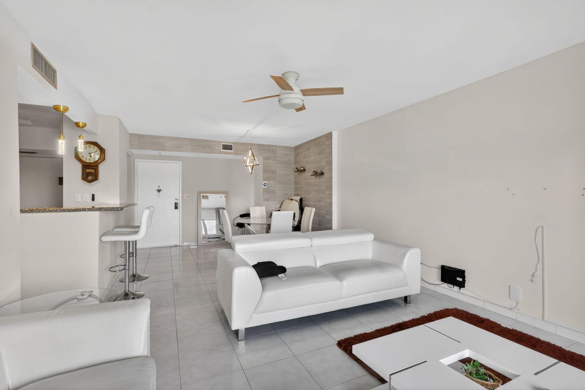 4330 Hillcrest Drive, Unit 302, Hollywood, FL 33021 Photo