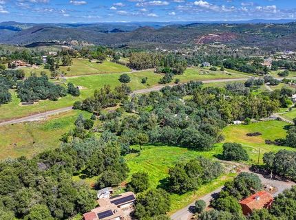 2147 W Green Springs Rd, El Dorado Hills, CA 95762 Photo