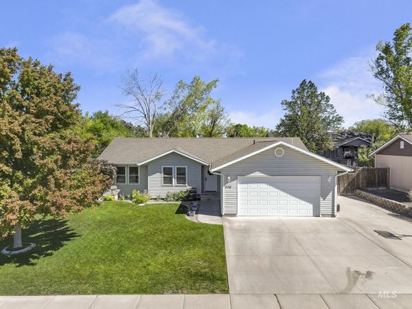 208 Diamond Dr., Kimberly, ID 83341
