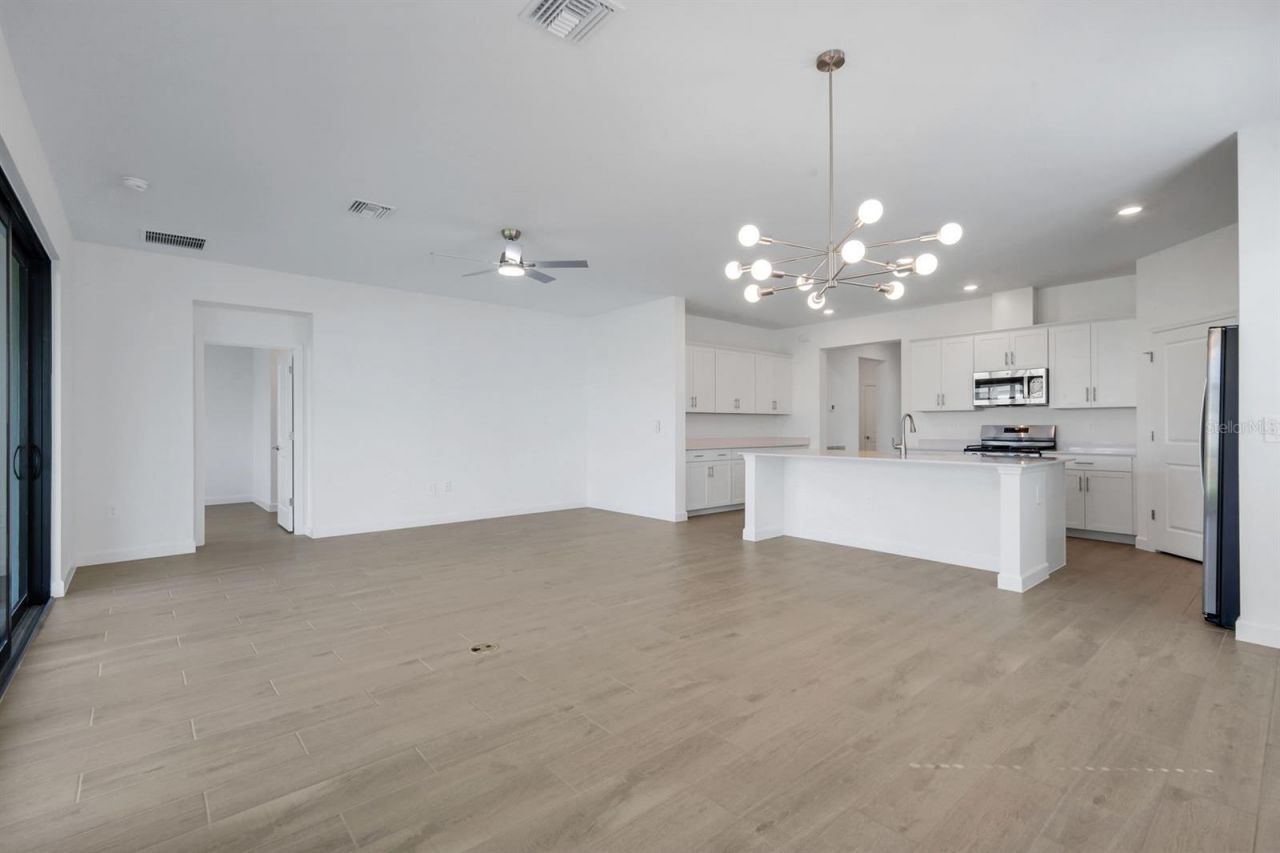 19232 Gentry Place, Estero, FL 33928 Photo