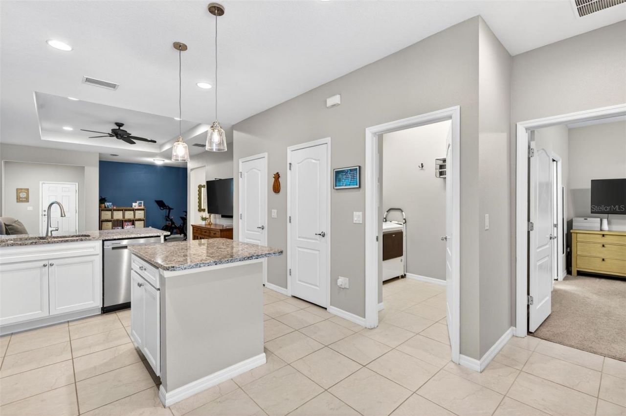 6216 Kenava Loop, Palmetto, FL 34221 Photo