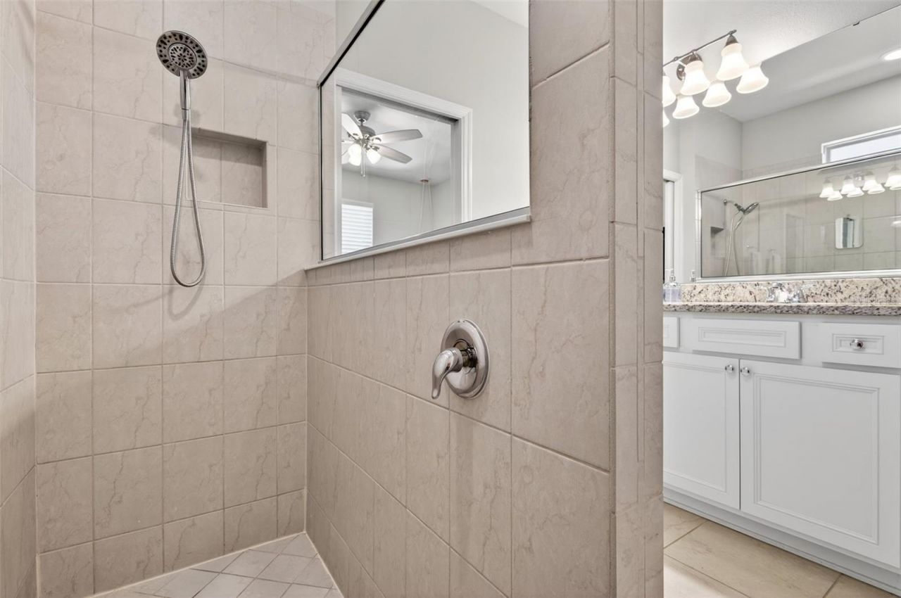 6216 Kenava Loop, Palmetto, FL 34221 Photo