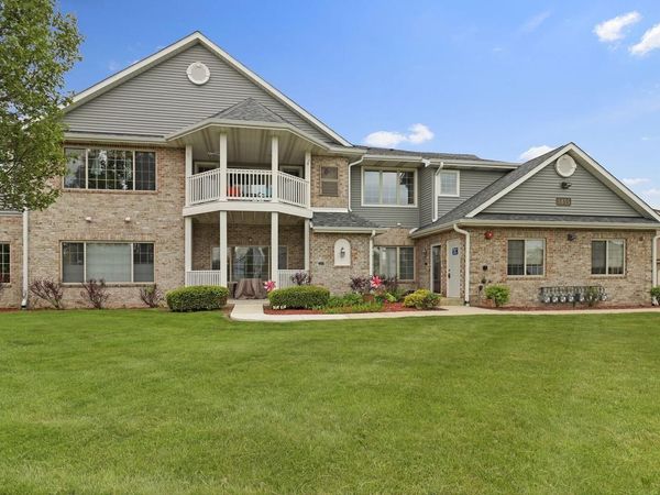 5855 Kinzie AVENUE, Unit 35, Mount Pleasant, WI 53406