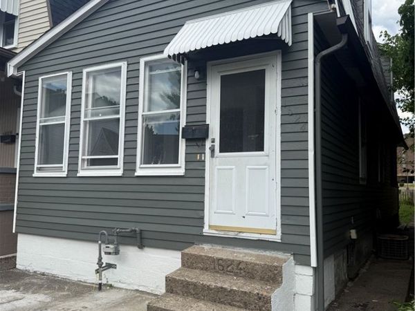 1624 4th Ave, New Kensington, PA 15068