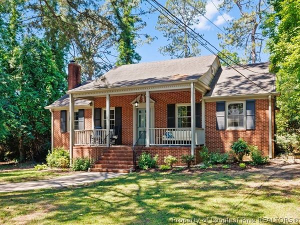 304 Woodcrest Road , Fayetteville, NC 28305