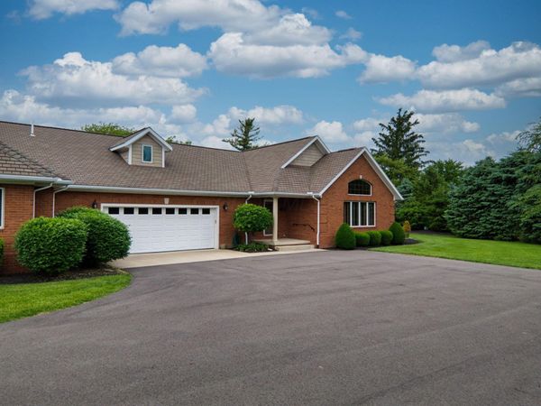 1060 Damon Drive , Washington Court House, OH 43160
