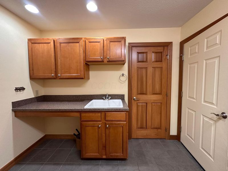 1060 Damon Drive , Washington Court House, OH 43160 Photo 16