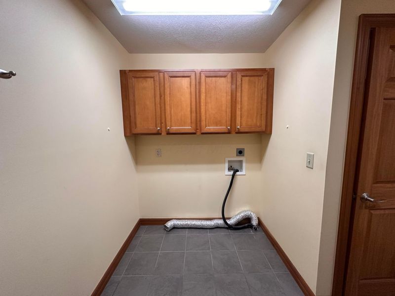 1060 Damon Drive , Washington Court House, OH 43160 Photo 17