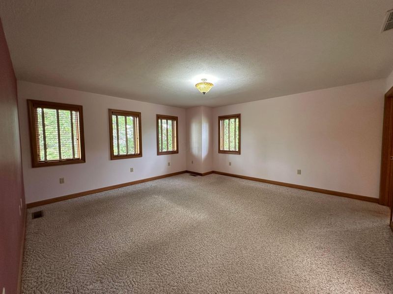 1060 Damon Drive , Washington Court House, OH 43160 Photo 24