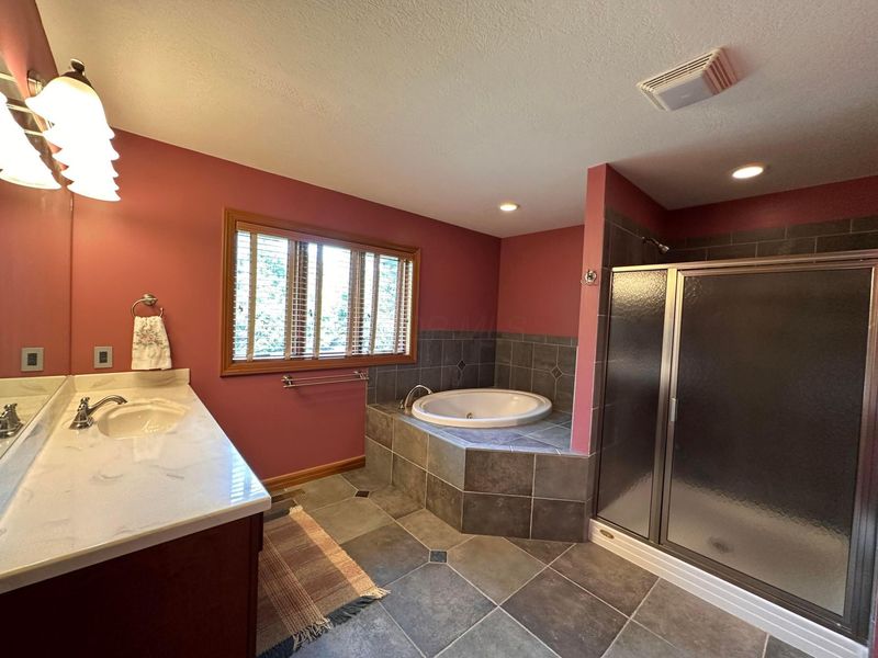 1060 Damon Drive , Washington Court House, OH 43160 Photo 28