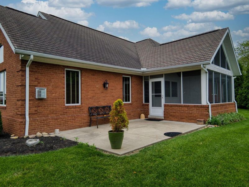 1060 Damon Drive , Washington Court House, OH 43160 Photo 3