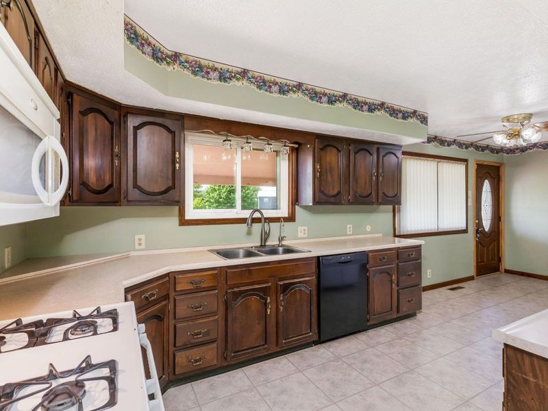 9672 Schoolhouse Road NW, Canal Winchester, OH 43110 Photo 15