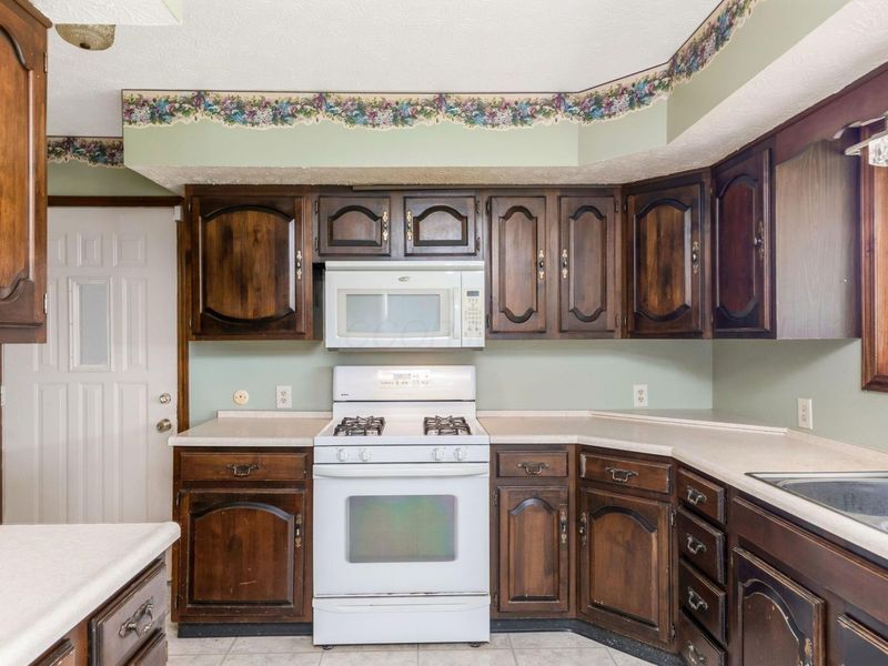 9672 Schoolhouse Road NW, Canal Winchester, OH 43110 Photo 17