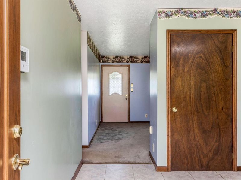 9672 Schoolhouse Road NW, Canal Winchester, OH 43110 Photo 7